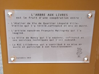 DSCN2349 lArbre aux livres notic